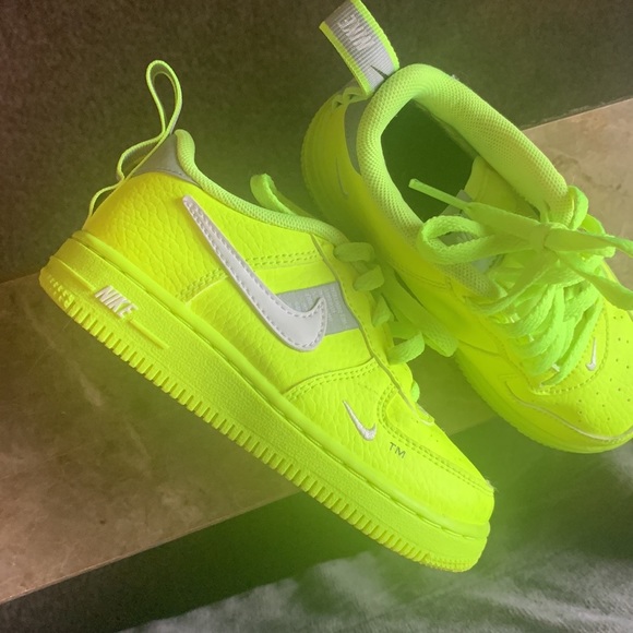 neon airforce 1s